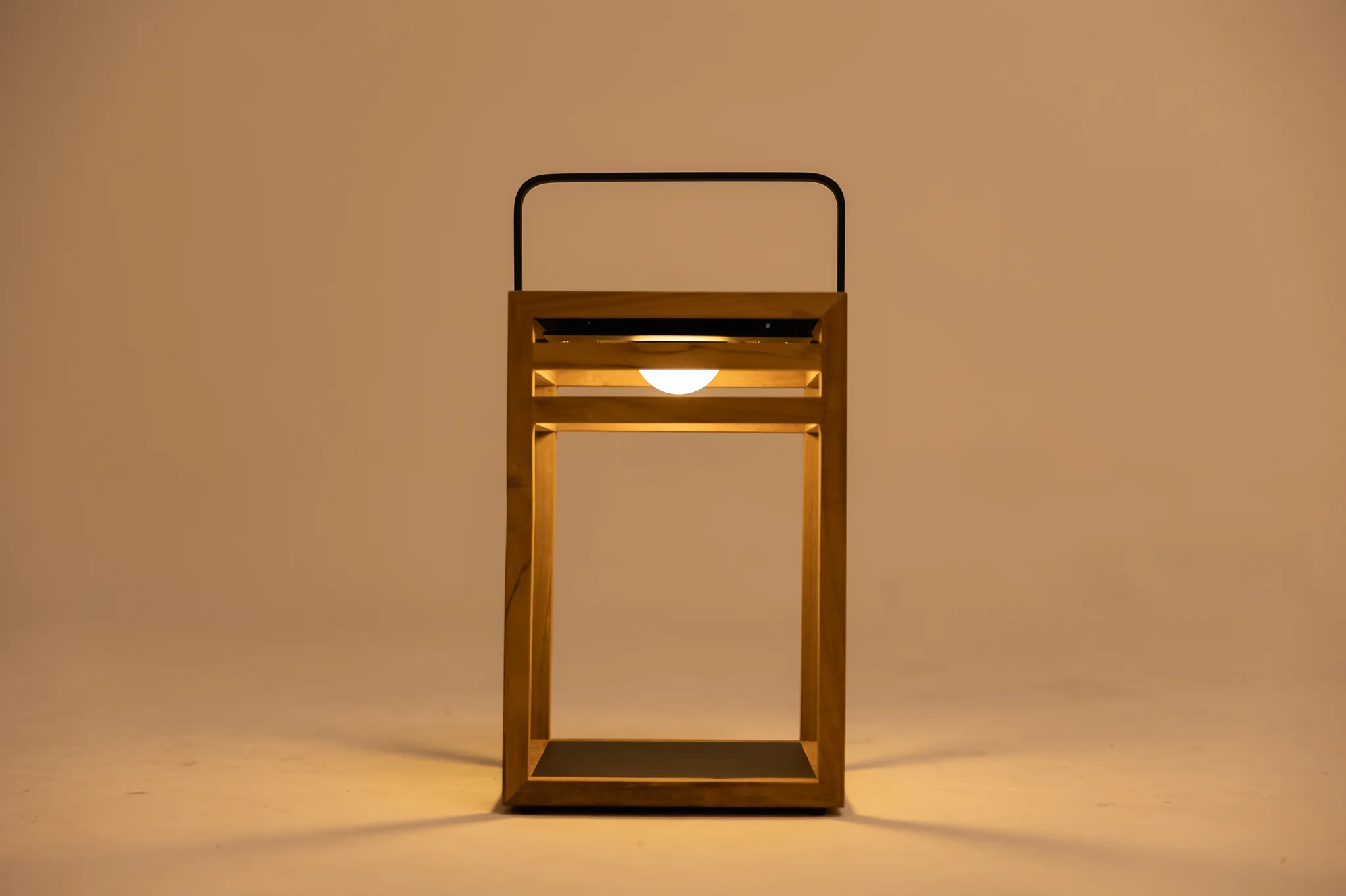 Glow solar powered floor lamp Natural Wr 4